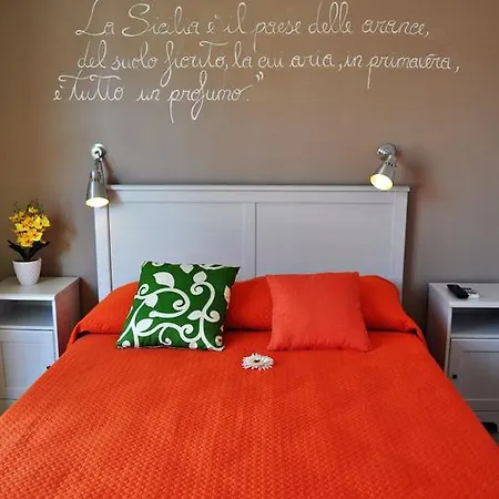 Guest house Emy House *